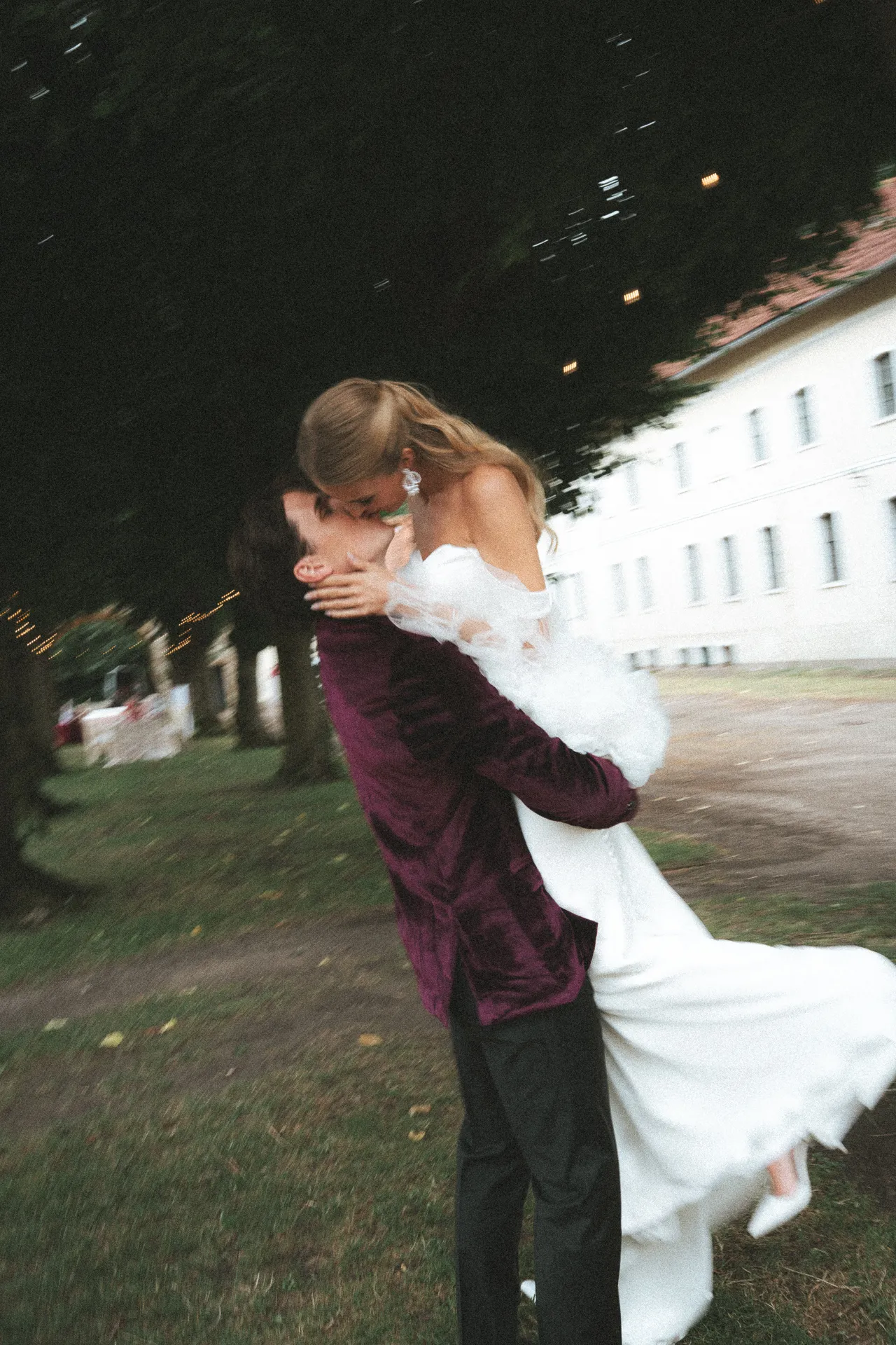Hochzeitsmoment — Selah Stories